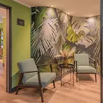 Castrum Hotel