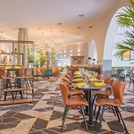 Castrum Hotel