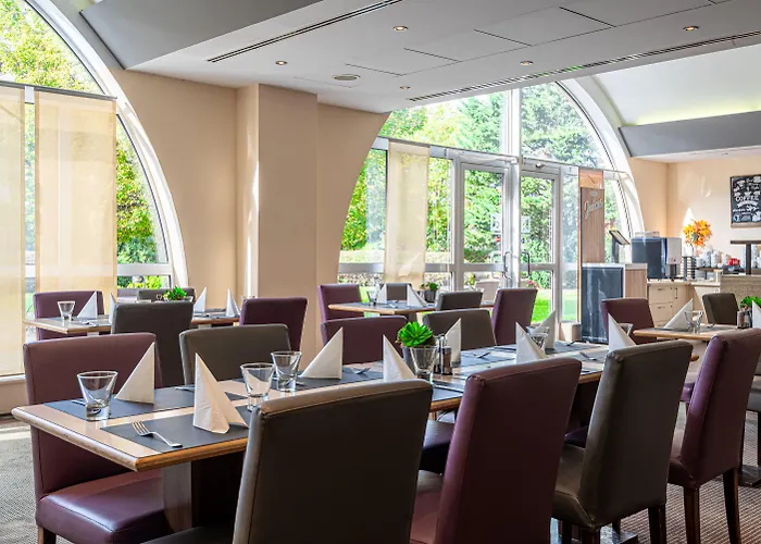 Castrum ホテル セーケシュフェヘールヴァール