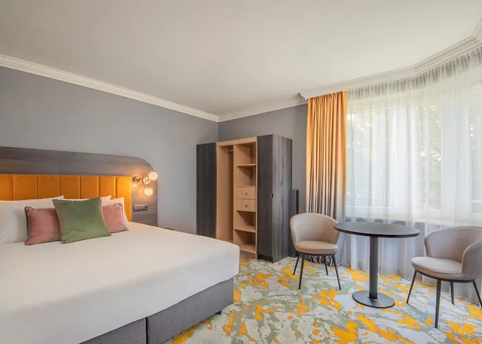 Castrum ホテル セーケシュフェヘールヴァール