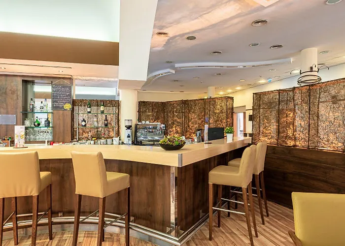 Castrum ホテル セーケシュフェヘールヴァール